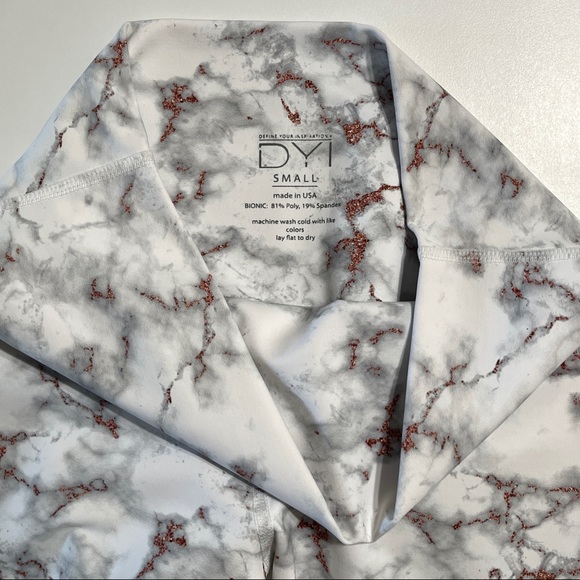 DYI leggings - Picture 1 of 3